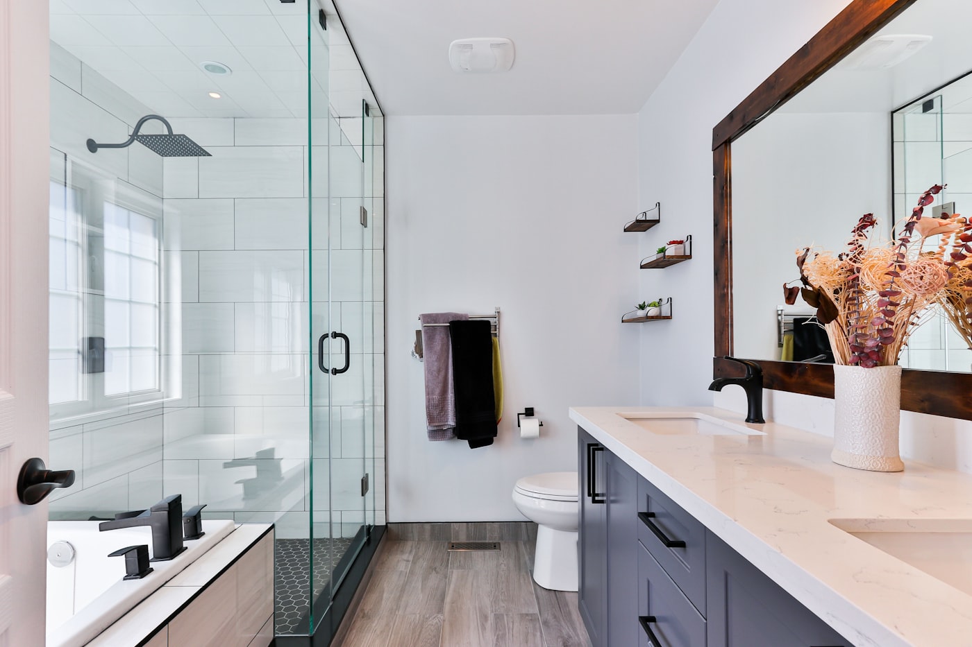 Bathroom Vanities detail
